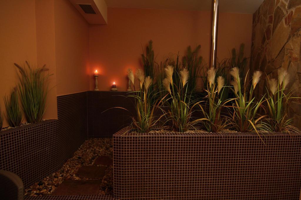 קולאן Hotel Theresia מראה חיצוני תמונה